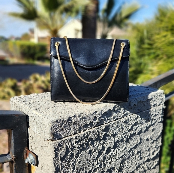 🤩A Vintage SUPREME ‎ Beautiful and Stylish Bag - Picture 1 of 12